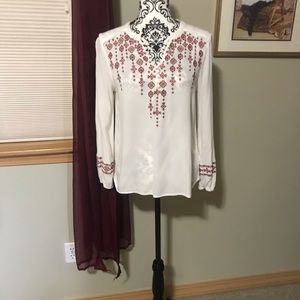 Artisan Women’s blouse